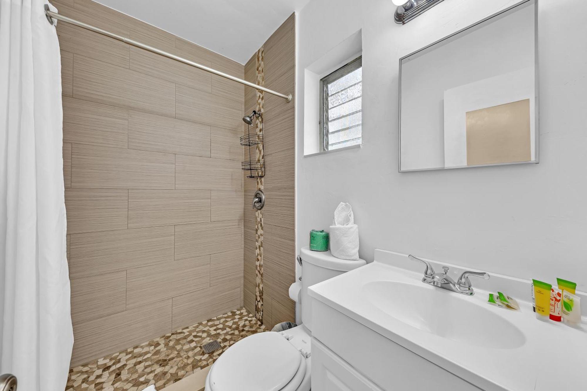 The Sunrise Apartment Hollywood Exterior photo